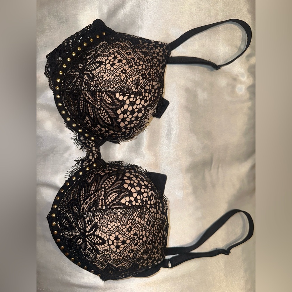 Victoria Secret Bombshell Bra 🖤